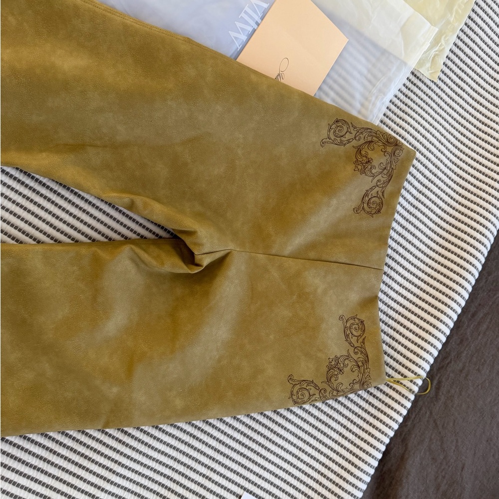 Yellow The Label Seba Embroidered Tan Pants - Picture 8 of 11
